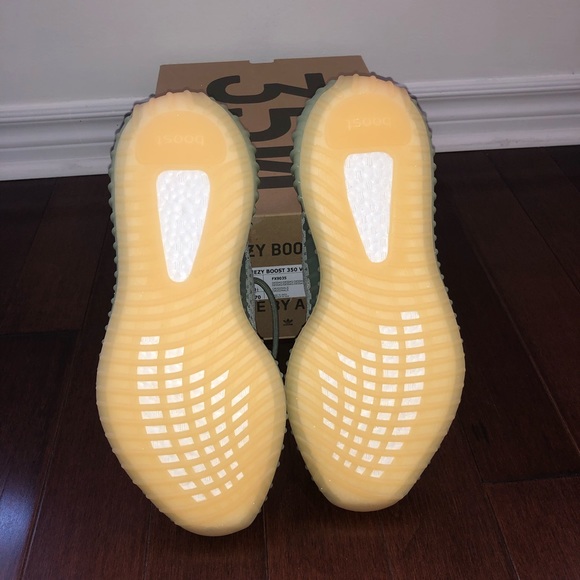 Adidas Yeezy Boost 350 V2 Desert Sage Size 10 - Picture 4 of 5